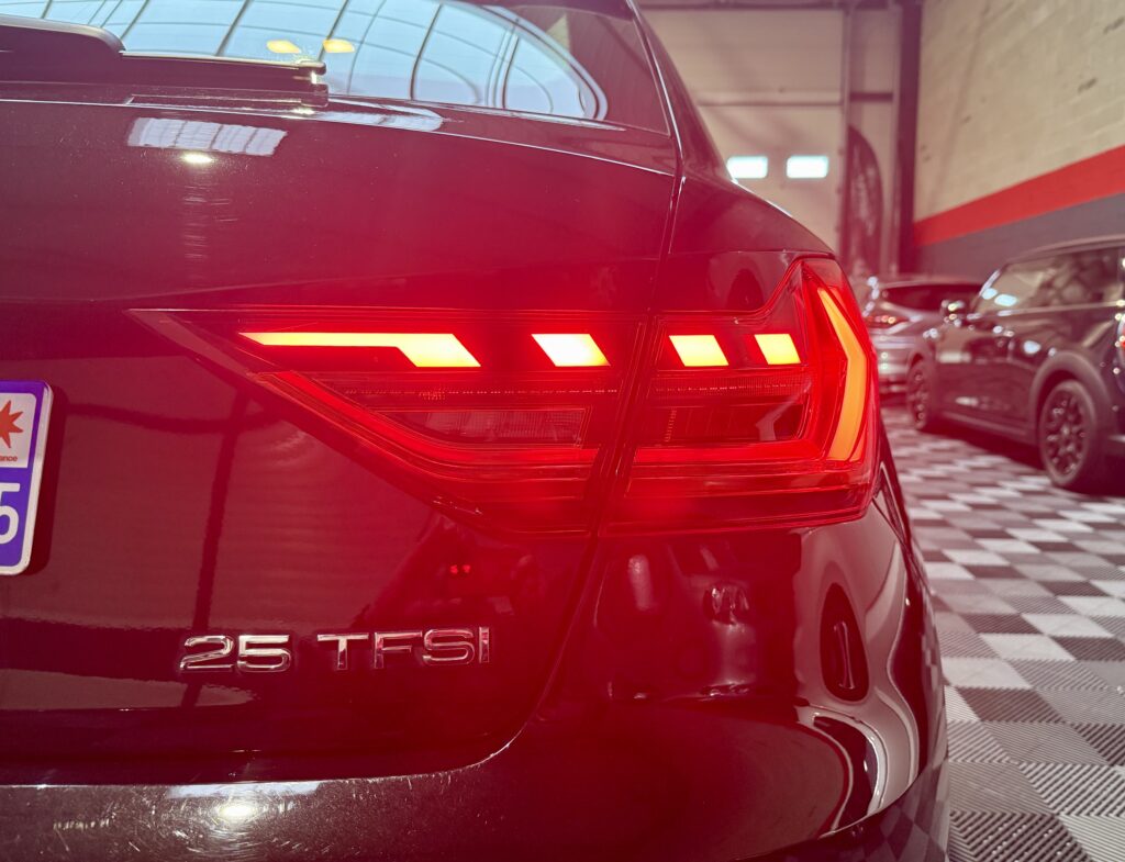 AUDI A1 SPORTBACK 25 TFSI ADVANCED CAMÉRA/CARPLAY