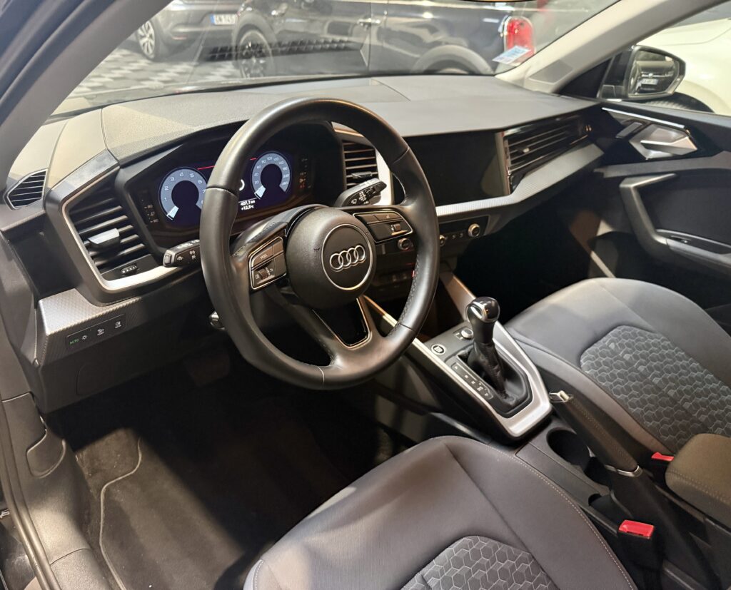 AUDI A1 SPORTBACK 25 TFSI ADVANCED CAMÉRA/CARPLAY