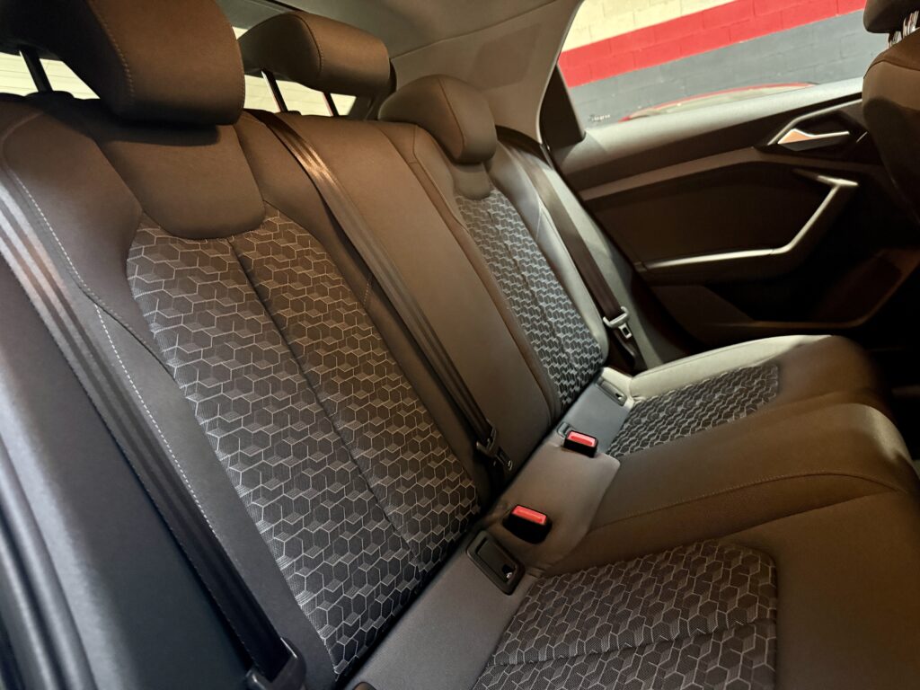 AUDI A1 SPORTBACK 25 TFSI ADVANCED CAMÉRA/CARPLAY