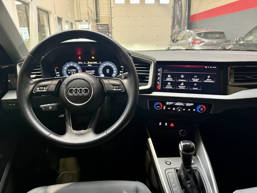 AUDI A1 SPORTBACK 25 TFSI ADVANCED CAMÉRA/CARPLAY