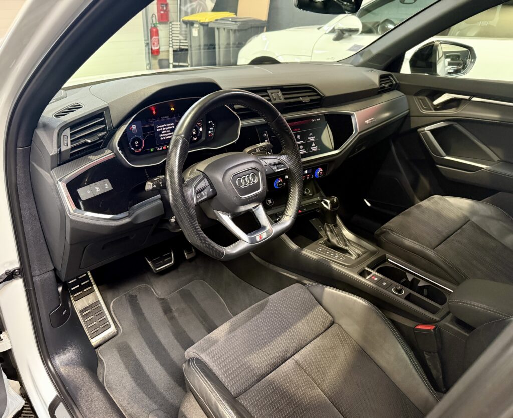 AUDI Q3 SPORTBACK 35 TDI 150CH S TRONIC 7 TOIT OUVRANT / S LINE