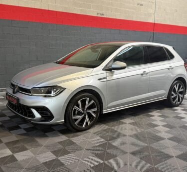 VOLKSWAGEN POLO 6 TSI R line TOIT OUVRANT / PREMIERE MAIN / CARPLAY 