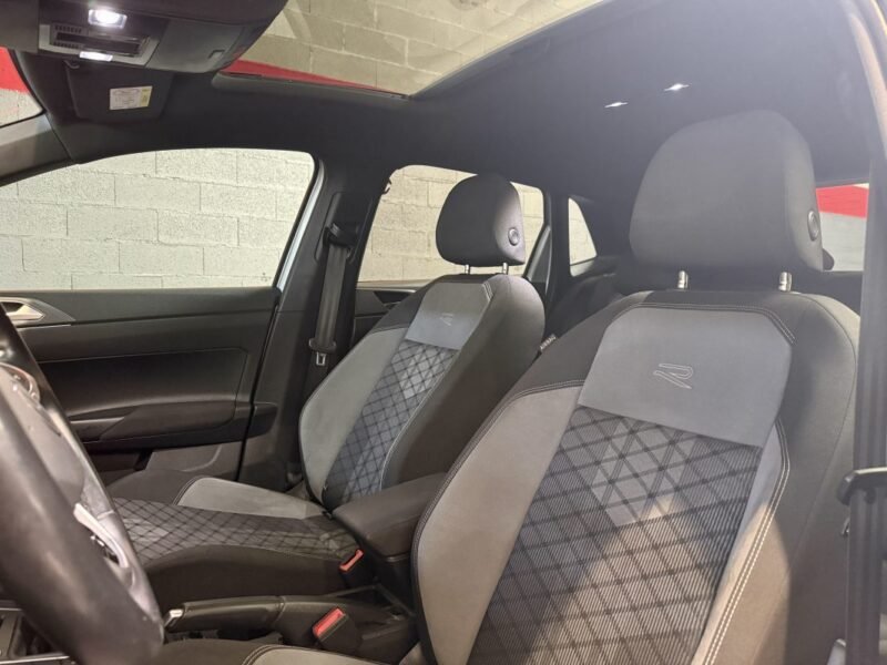 VOLKSWAGEN POLO 6 TSI R line TOIT OUVRANT / PREMIERE MAIN / CARPLAY 