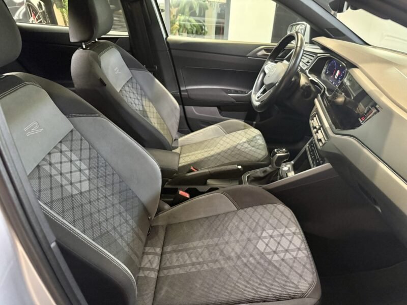 VOLKSWAGEN POLO 6 TSI R line TOIT OUVRANT / PREMIERE MAIN / CARPLAY 