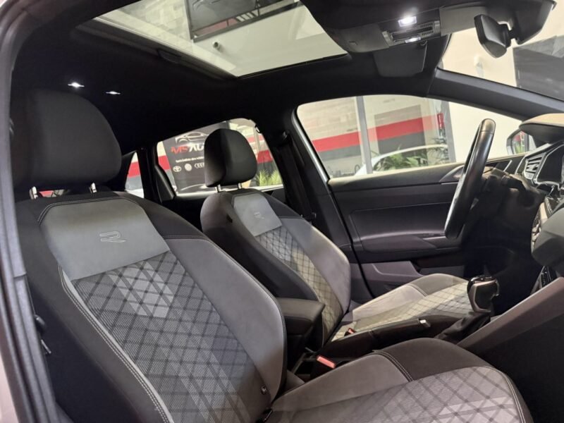 VOLKSWAGEN POLO 6 TSI R line TOIT OUVRANT / PREMIERE MAIN / CARPLAY 