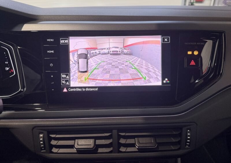 VOLKSWAGEN POLO 6 TSI R line TOIT OUVRANT / PREMIERE MAIN / CARPLAY 