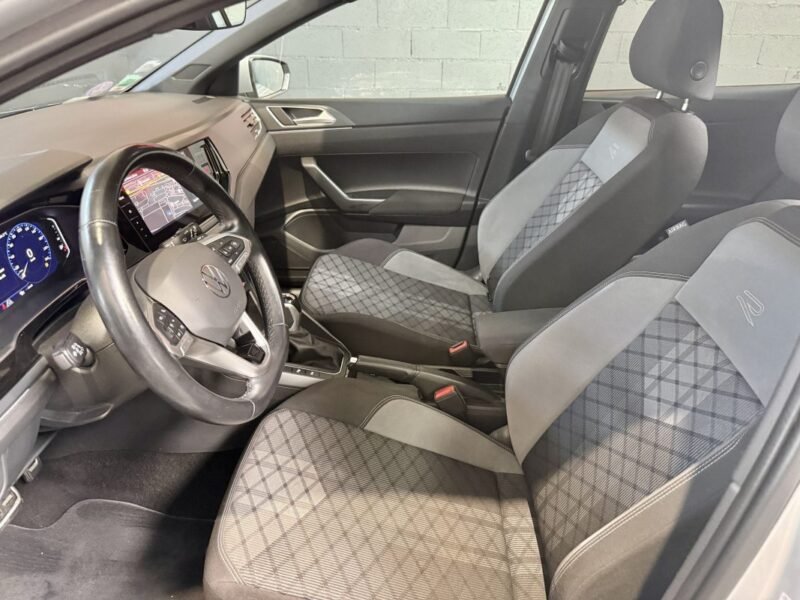 VOLKSWAGEN POLO 6 TSI R line TOIT OUVRANT / PREMIERE MAIN / CARPLAY 