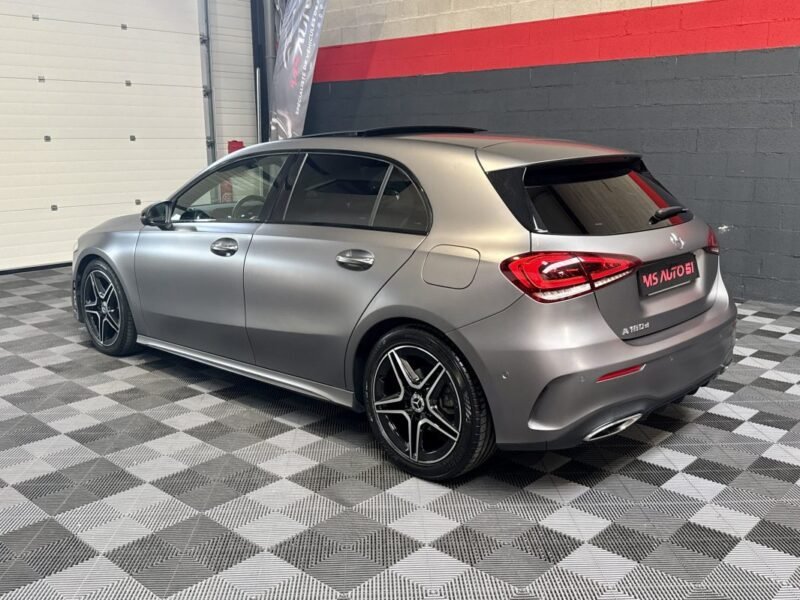 MERCEDES CLASSE A 180 D AMG line TOIT OUVRANT / PREMIERE MAIN