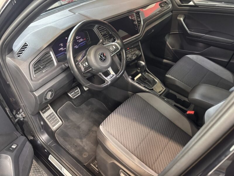 VOLKSWAGEN T roc R-LINE 150CV dsg7 TOIT OUVRANT / PREMIERE MAIN/ CARPLAY 