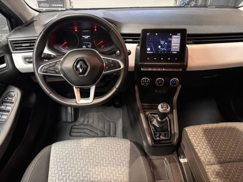 RENAULT CLIO 5 1.5 BLUE dci EVOLUTION / PREMIERE MAIN
