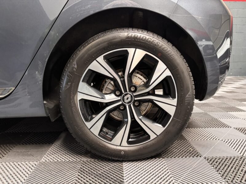 RENAULT CLIO 5 1.5 BLUE dci EVOLUTION / PREMIERE MAIN