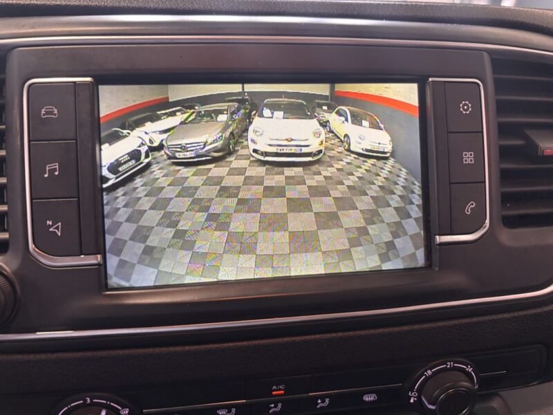 TOYOTA PROACE CHASSIS LONG 180 BUSINESS bva / PREMIERE MAIN / CARPLAY