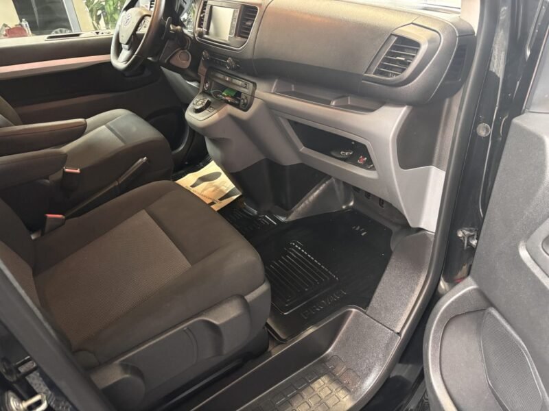 TOYOTA PROACE CHASSIS LONG 180 BUSINESS bva / PREMIERE MAIN / CARPLAY