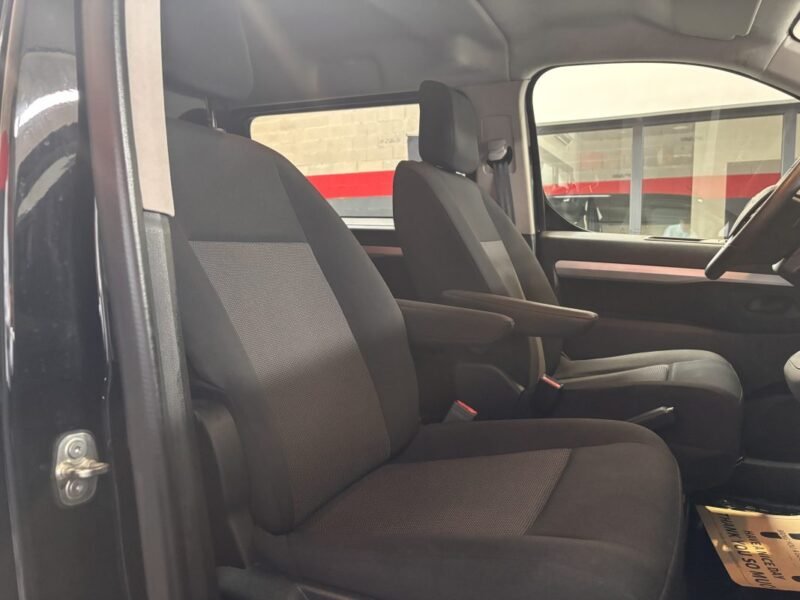 TOYOTA PROACE CHASSIS LONG 180 BUSINESS bva / PREMIERE MAIN / CARPLAY