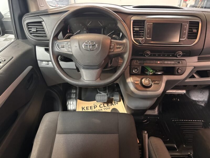 TOYOTA PROACE CHASSIS LONG 180 BUSINESS bva / PREMIERE MAIN / CARPLAY