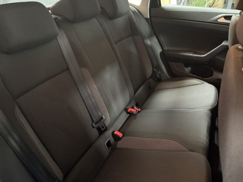 VOLKSWAGEN Polo VI 1.0 TSI 110ch Life DSG7 AUTOMATIQUE / PREMEIRE MAIN