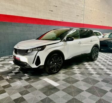 PEUGEOT 3008 II 1.5 BLUEHDI 130CH S&S GT pack  TOIT OUVRANT / ATTELAGE 